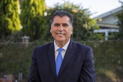 Robert G. Luna