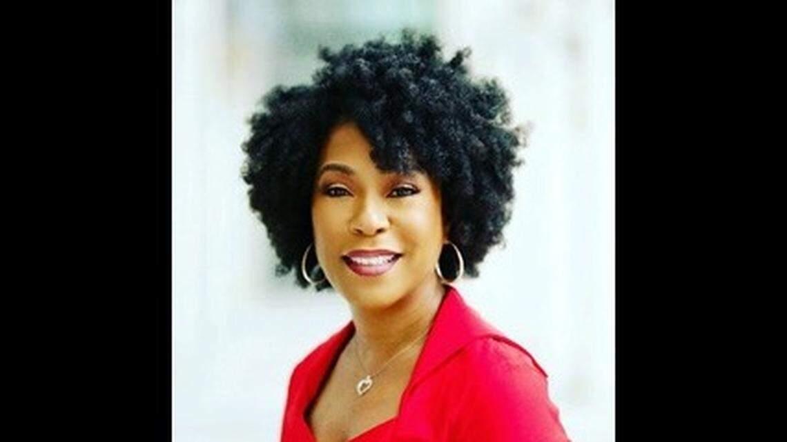 Robin Emmons image
