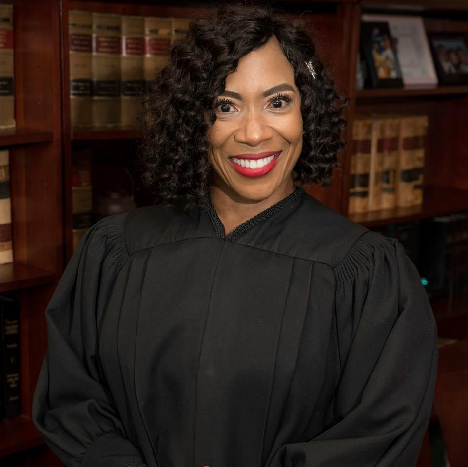 Lisa R. Woodard image